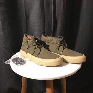 Frye Ludlow Chukka olive canvas men’s size 9.5